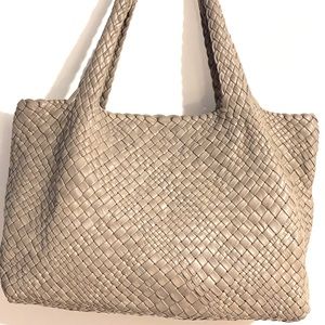 Botkier New York. Just beautiful 🌸